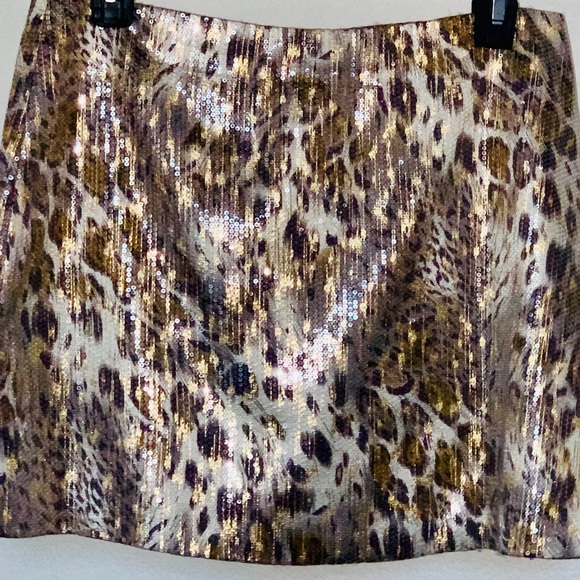 LUSH brand leopard sequined mini SizeM - Picture 2 of 8